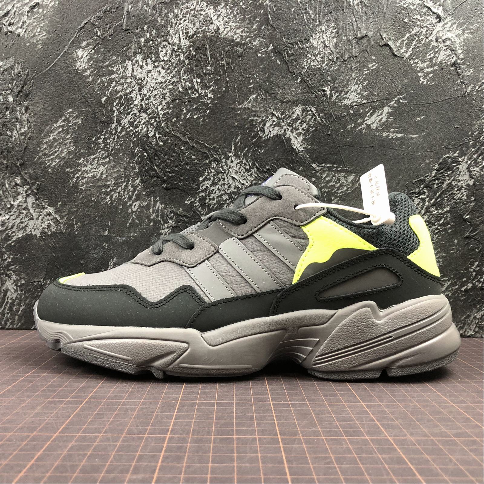 adidas Jung 1 [X. 5] - Cliquez sur l'image pour la fermer