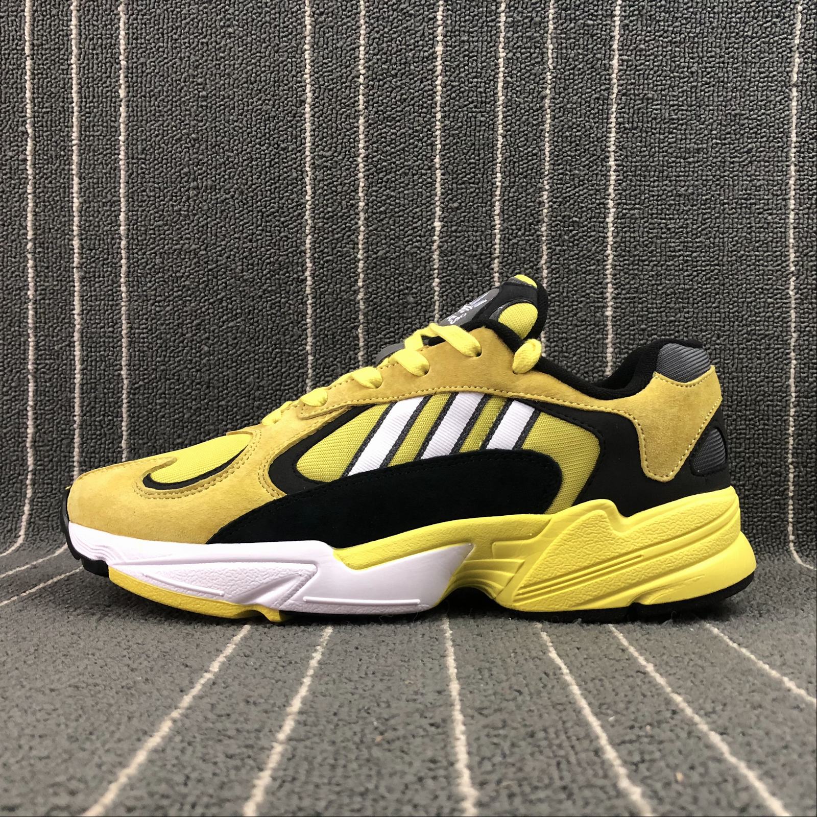adidas Jung 1 [M. 4] - Cliquez sur l'image pour la fermer
