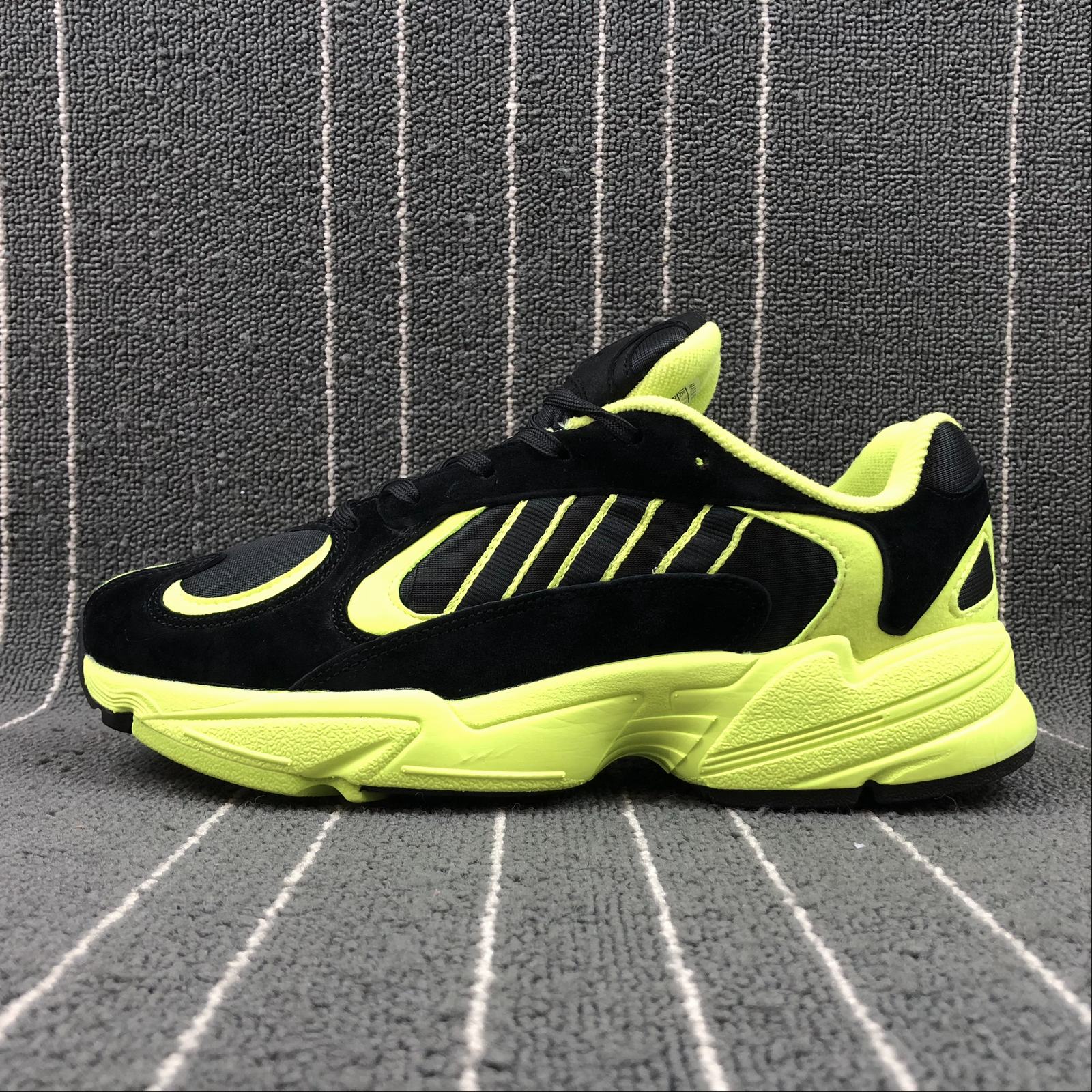 adidas Jung 1 [X. 9] - Cliquez sur l'image pour la fermer
