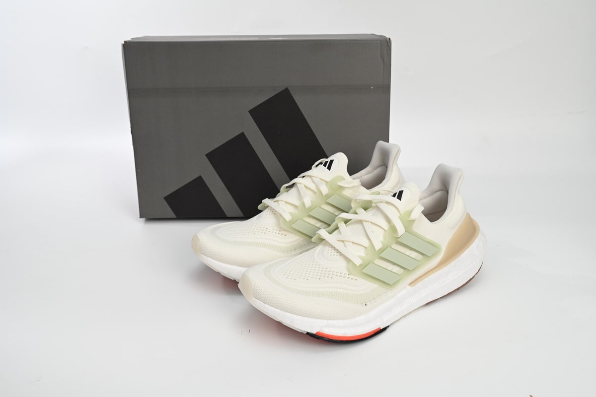 adidas Ultraboost Light 23 [X. 15] - Cliquez sur l'image pour la fermer