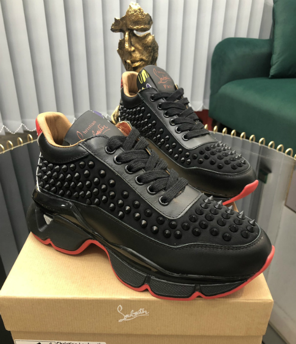 Louboutin [H. 11] - Cliquez sur l'image pour la fermer