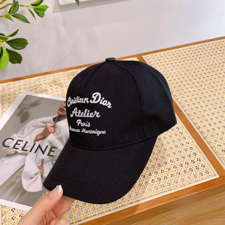 Casquette Dior [M. 2] - Cliquez sur l'image pour la fermer