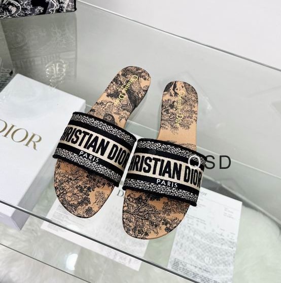 Sandales Dior [M. 17] - Cliquez sur l'image pour la fermer