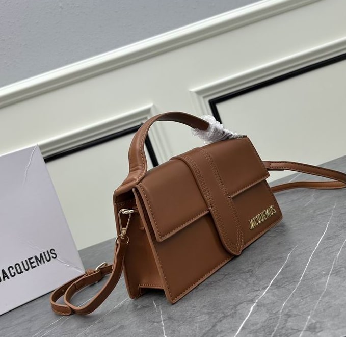 Jacquemus 'Le Grand Bambino' [X. 4] - Cliquez sur l'image pour la fermer