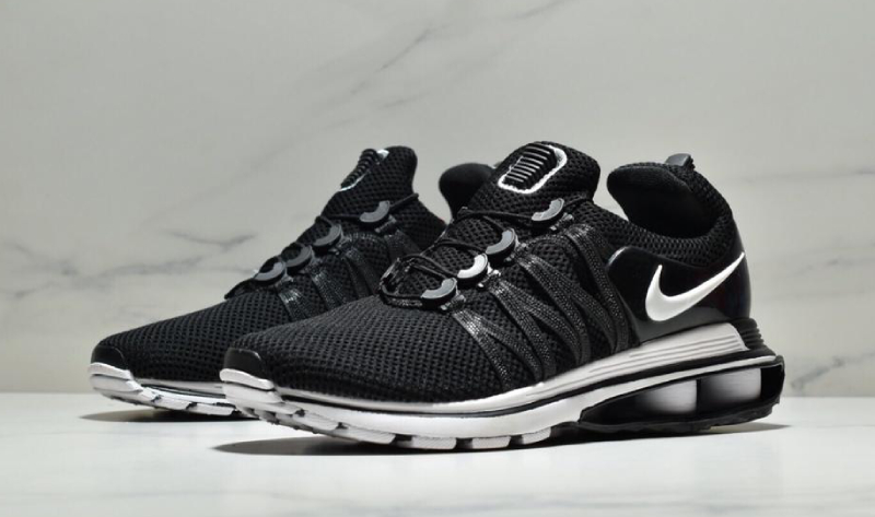 Nike Shox [M. 5] - Cliquez sur l'image pour la fermer