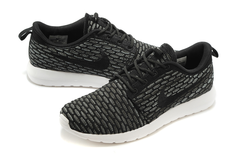 Roshe Flyknit [M. 4] - Cliquez sur l'image pour la fermer