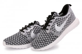Roshe Flyknit [M. 5]