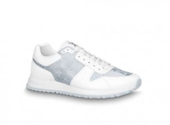 Louis Vuitton Trainer [M. 4]